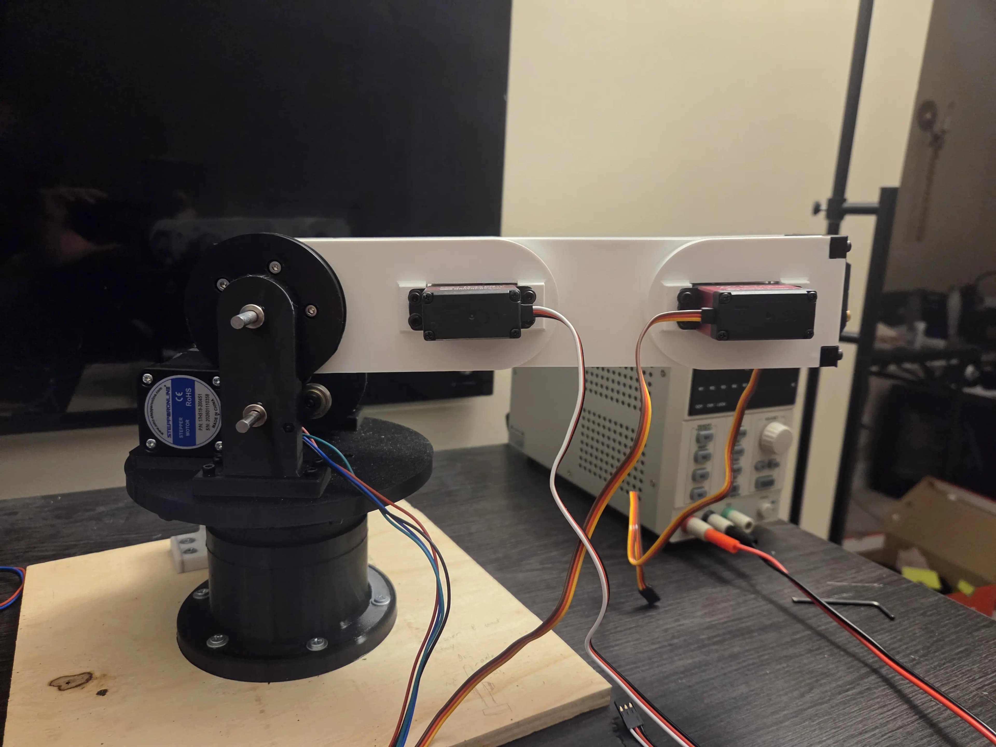 Picture of the completed arm links